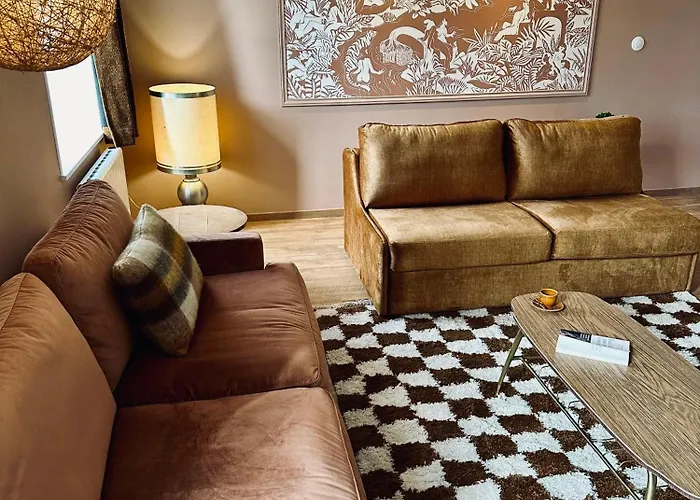 Un Mouton Dans L'eglise Putot-en-Bessin